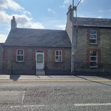 Adare House * Newbridge (Kildare)